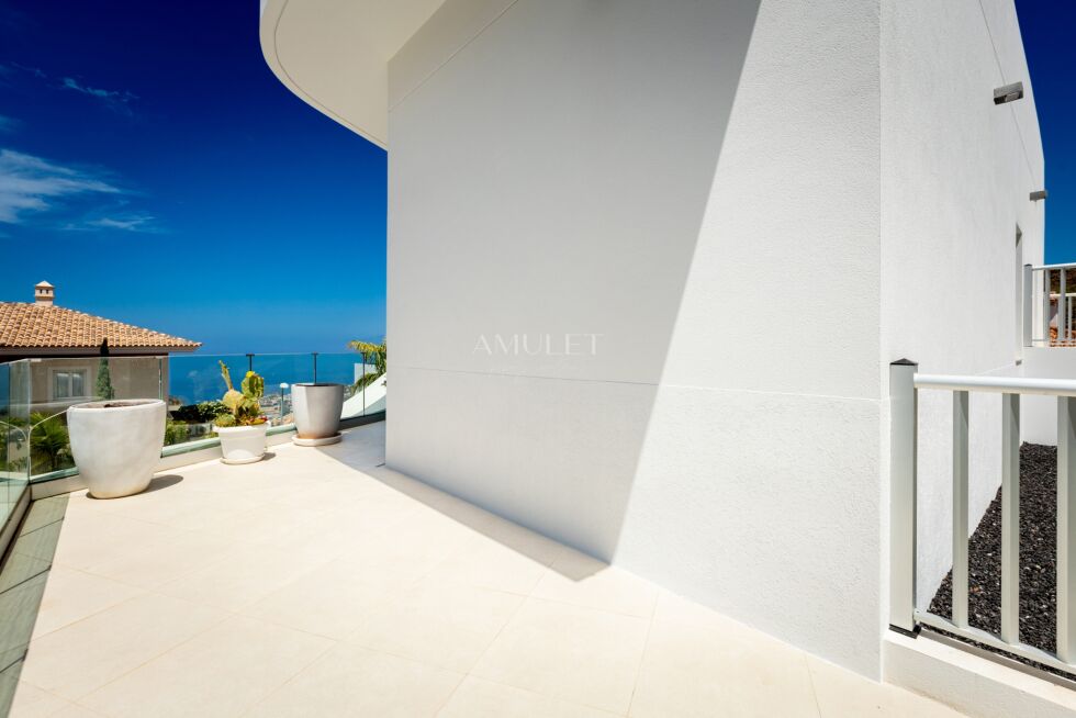 Villa for sale in  Costa Adeje, Spain - P2521