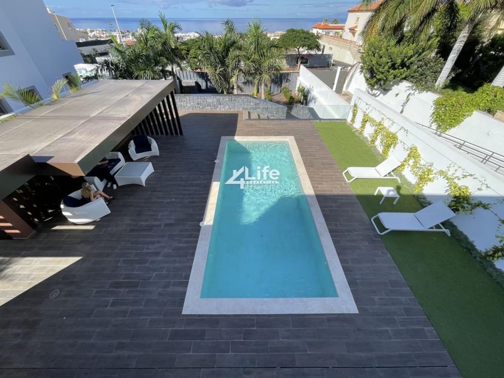 Villa for sale in  Costa Adeje, Spain - PD-14031