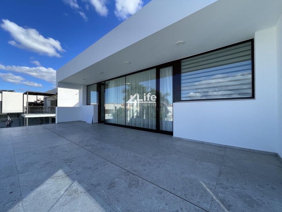 Villa for sale in  Costa Adeje, Spain - PD-14031