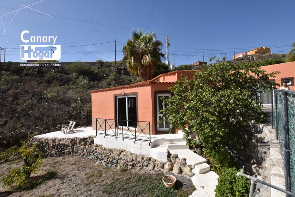 Villa for sale in  Granadilla, Spain - 055051