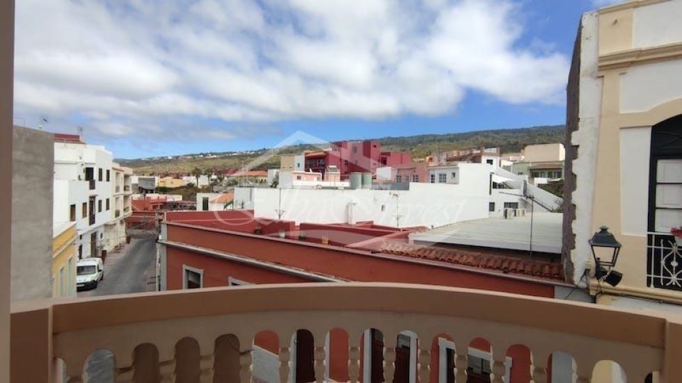 Villa for sale in  Guía de Isora, Spain - 5642