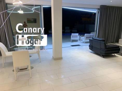 Villa for sale in  La Caleta, Spain - 052631