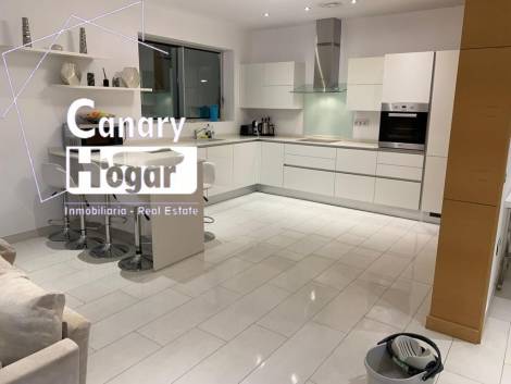 Villa for sale in  La Caleta, Spain - 052631