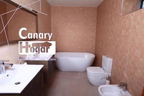 Villa for sale in  La Caleta, Spain - 052631