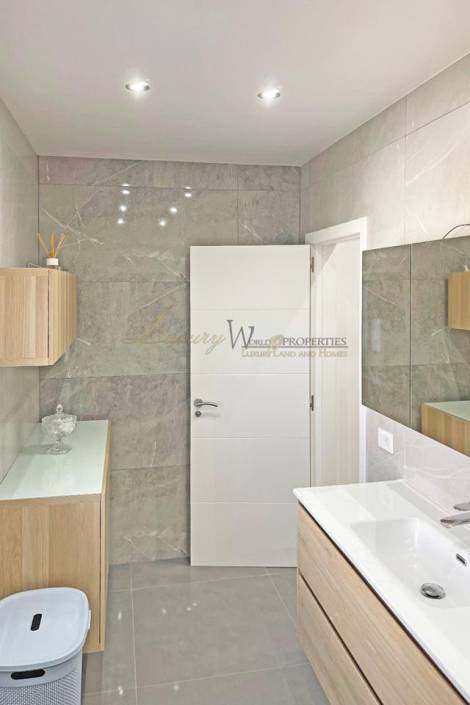 Villa for sale in  Lomo del Balo, Spain - LWP5052 Finca en Guia de Isora