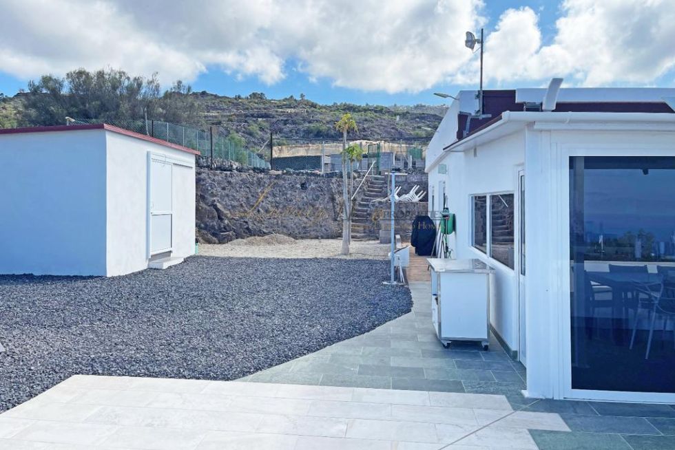 Villa for sale in  Lomo del Balo, Spain - LWP5052 Finca en Guia de Isora