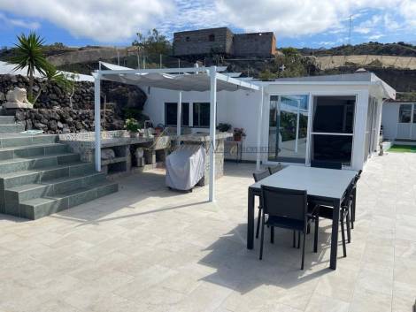 Villa for sale in  Lomo del Balo, Spain - LWP5052 Finca en Guia de Isora