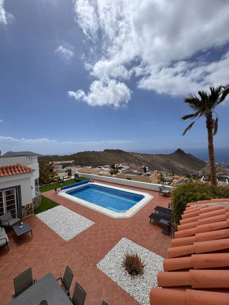 Villa for sale in  Adeje, Spain - TR-2843