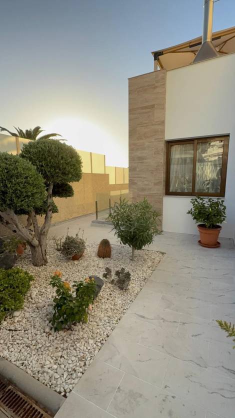 Villa for sale in  San Eugenio Alto, Spain - TR-3004