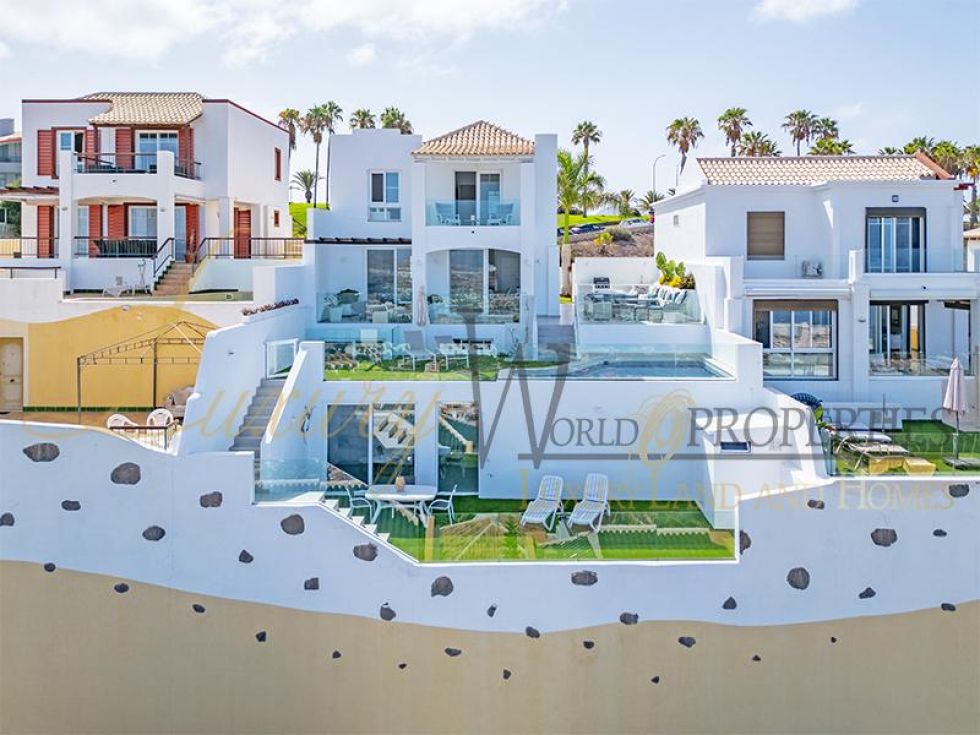 Villa for sale in  San Eugenio Alto, Spain - LWP4810 Mirador del Sur-San Eugenio Alto