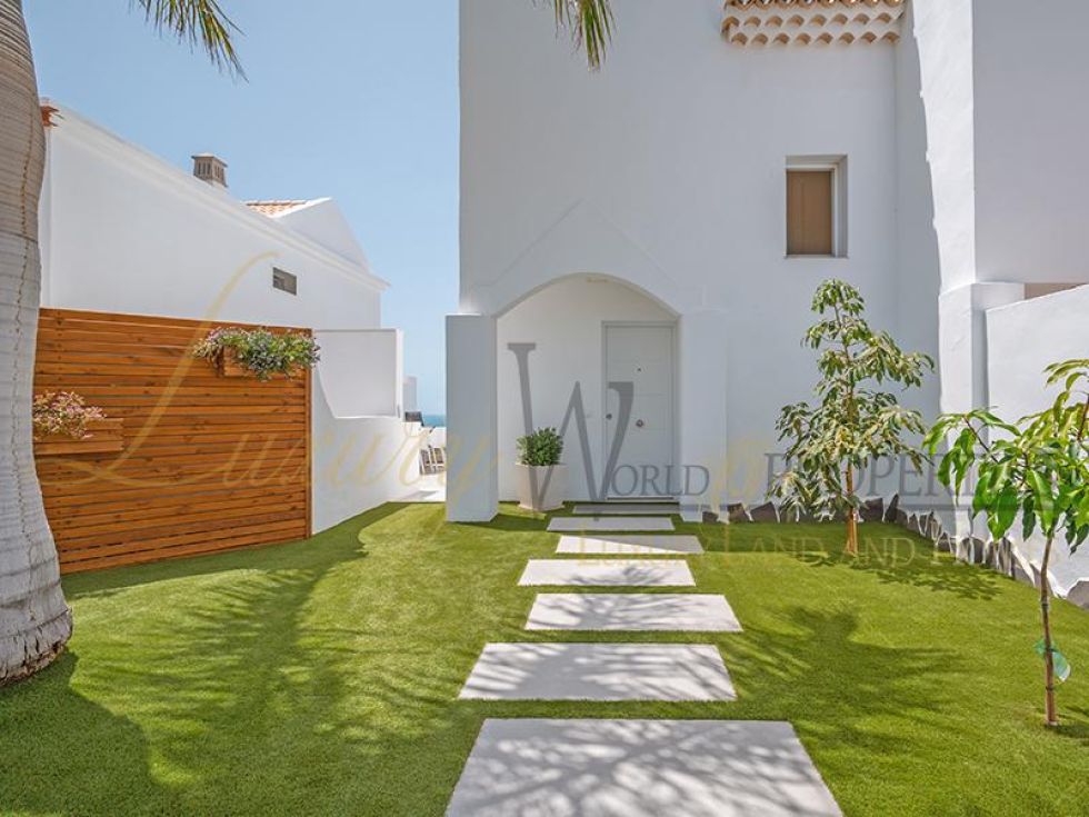 Villa for sale in  San Eugenio Alto, Spain - LWP4810 Mirador del Sur-San Eugenio Alto