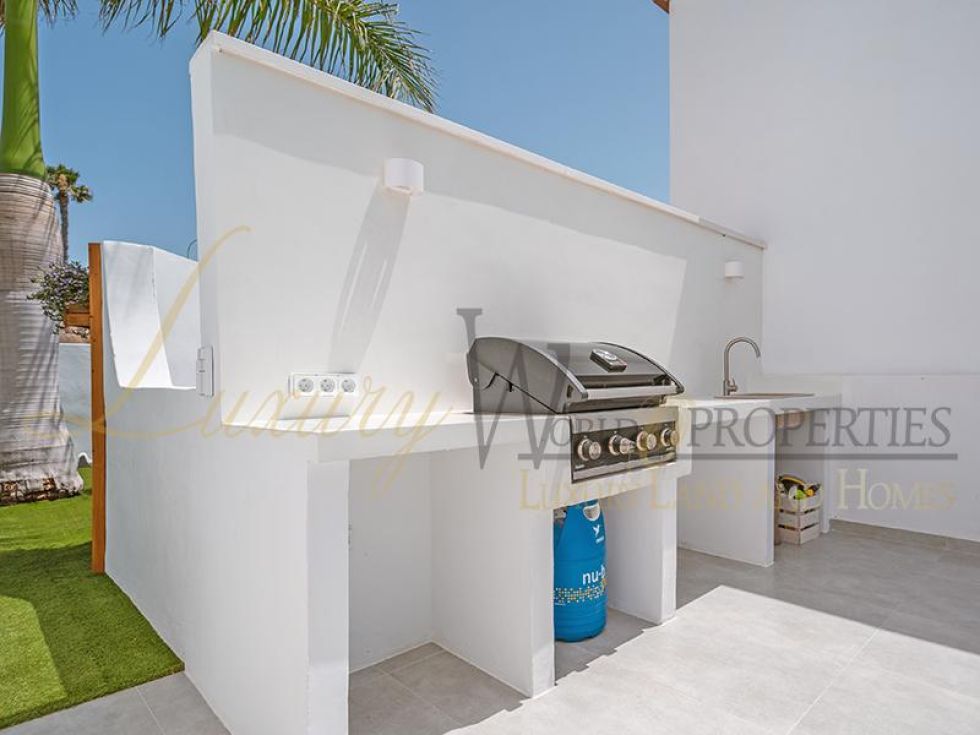 Villa for sale in  San Eugenio Alto, Spain - LWP4810 Mirador del Sur-San Eugenio Alto