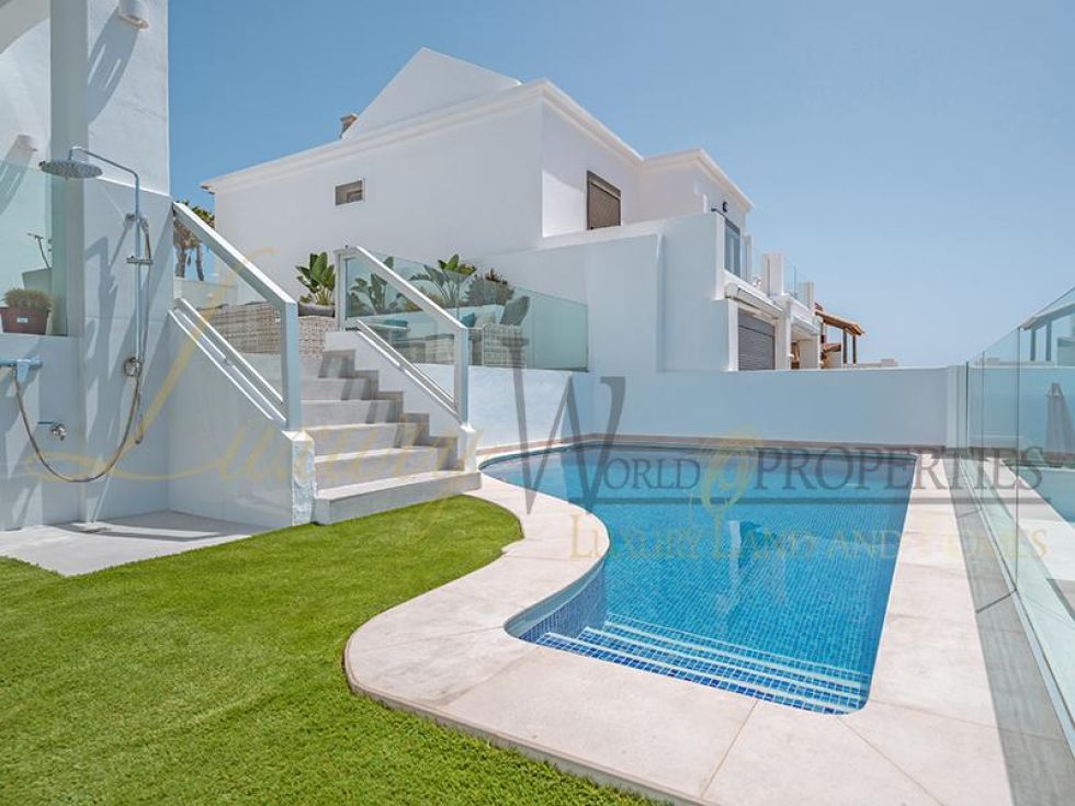 Villa for sale in  San Eugenio Alto, Spain - LWP4810 Mirador del Sur-San Eugenio Alto