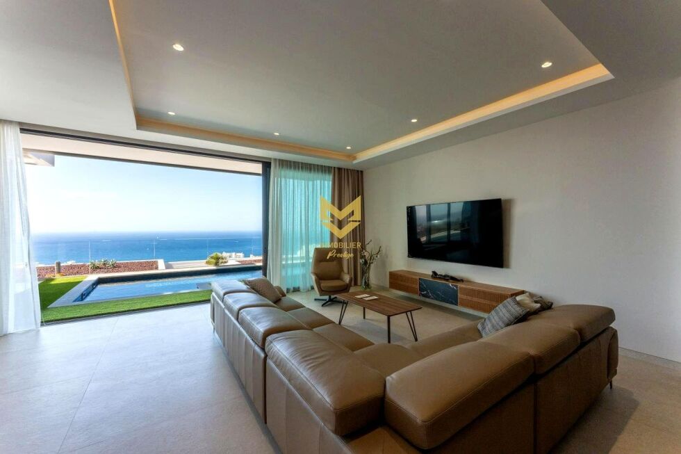 Villa for sale in  San Eugenio Alto, Spain - P00052
