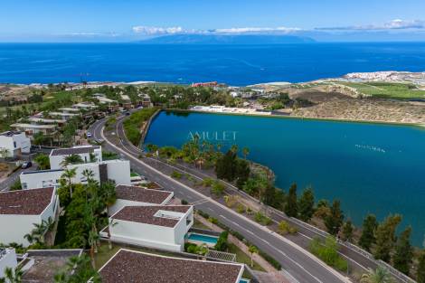 Villa for sale in  Santa Cruz de Tenerife, Spain - P2048