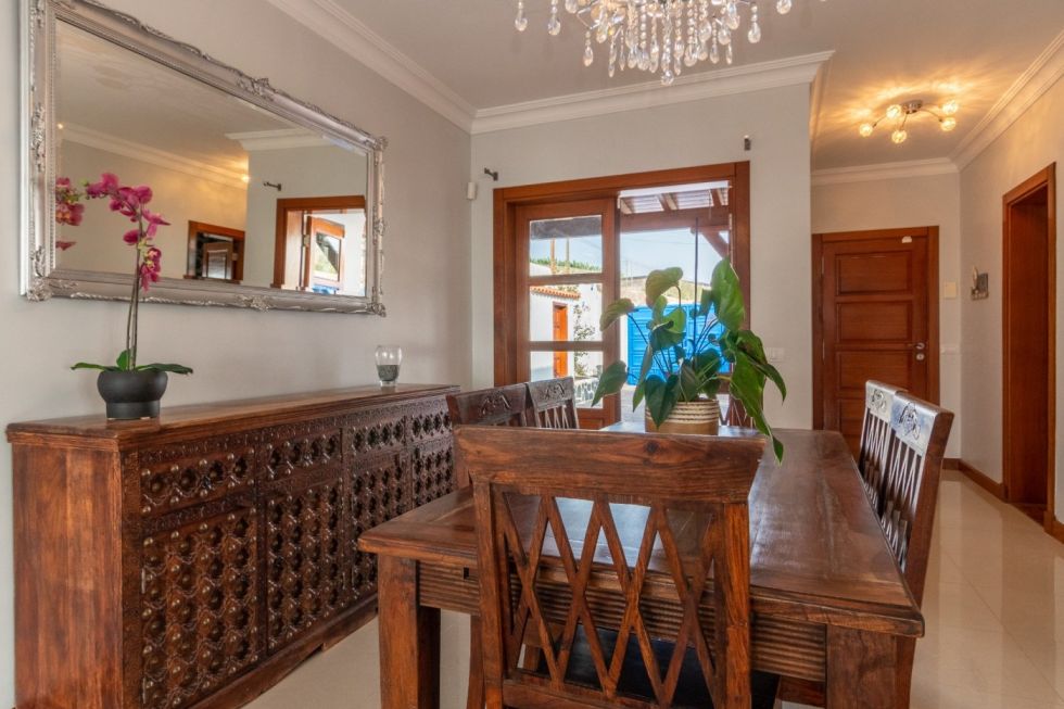 Villa for sale in  Santiago del Teide, Spain - 048181