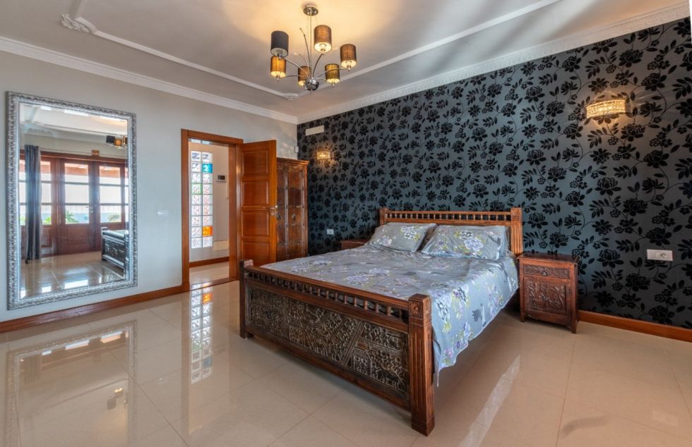 Villa for sale in  Santiago del Teide, Spain - 048181