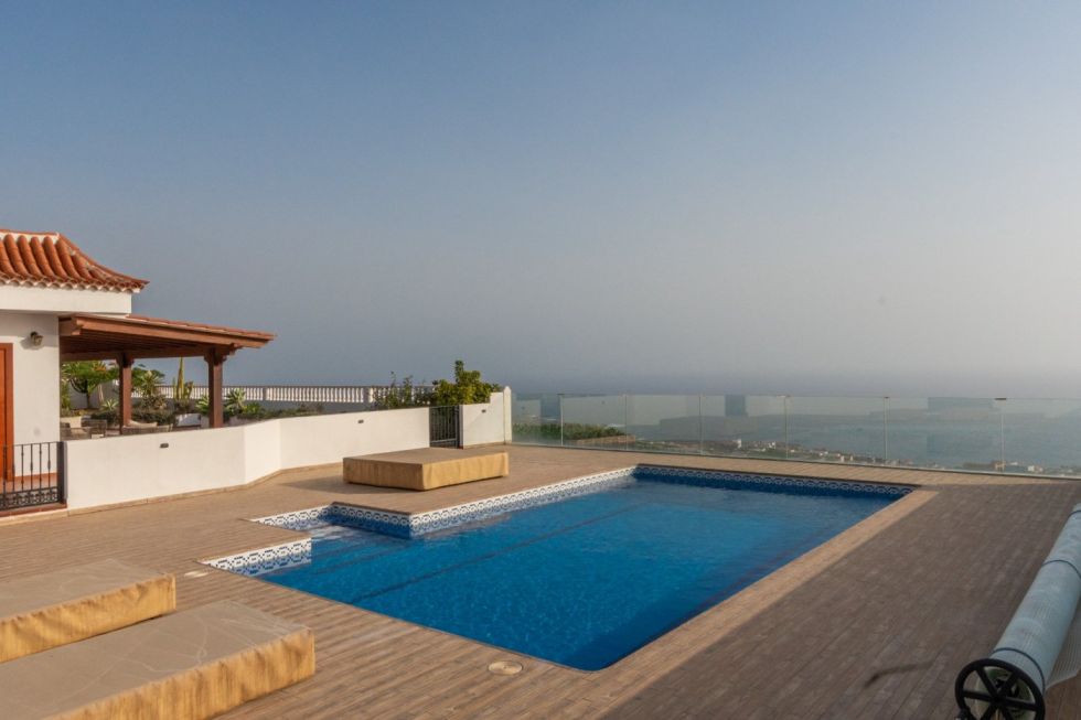 Villa for sale in  Santiago del Teide, Spain - 048181