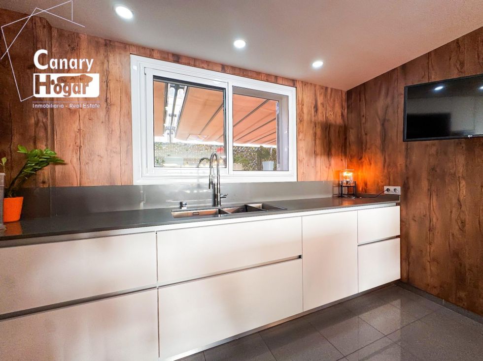 Villa for sale in  Santiago del Teide, Spain - 056911