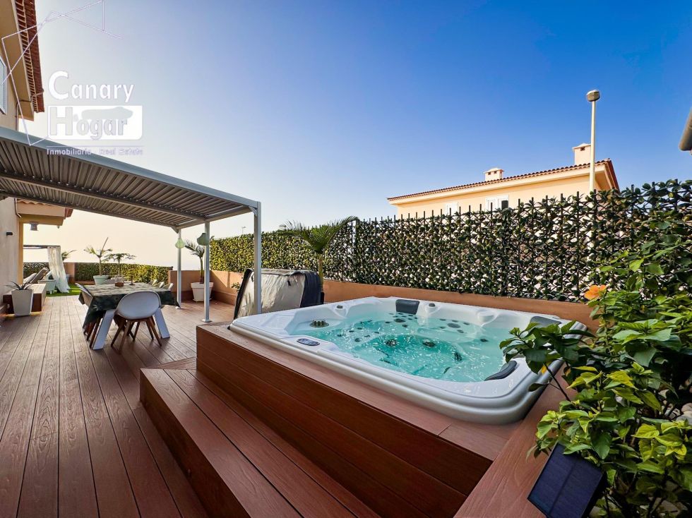 Villa for sale in  Santiago del Teide, Spain - 056911