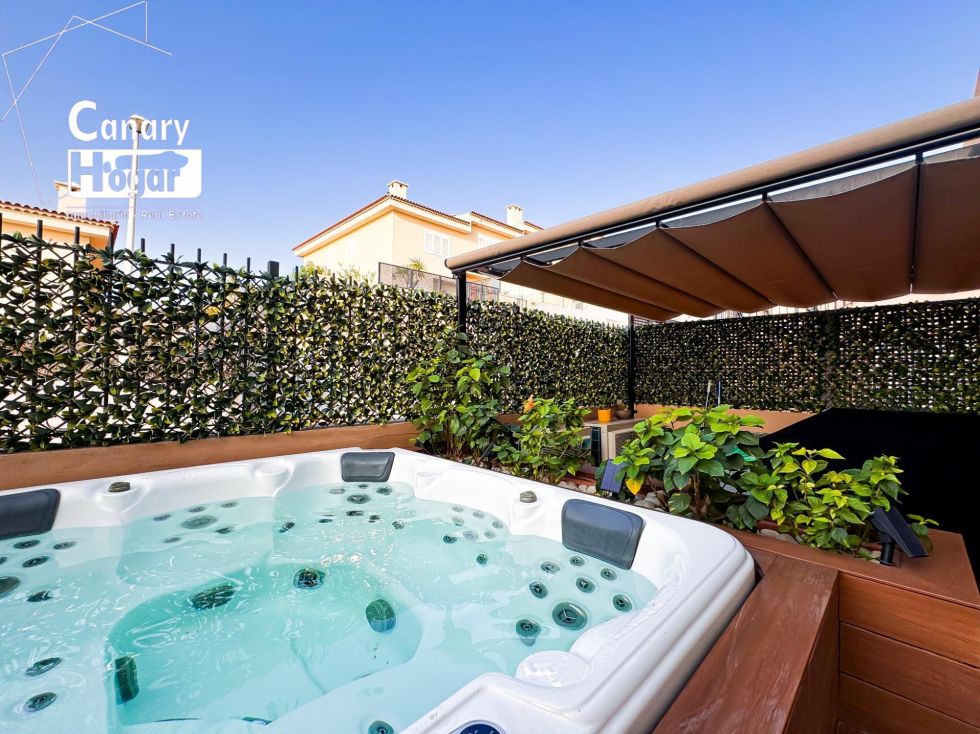 Villa for sale in  Santiago del Teide, Spain - 056911