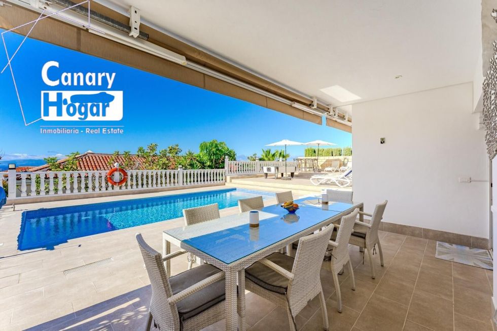 Villa for sale in  Santiago del Teide, Spain - 057811