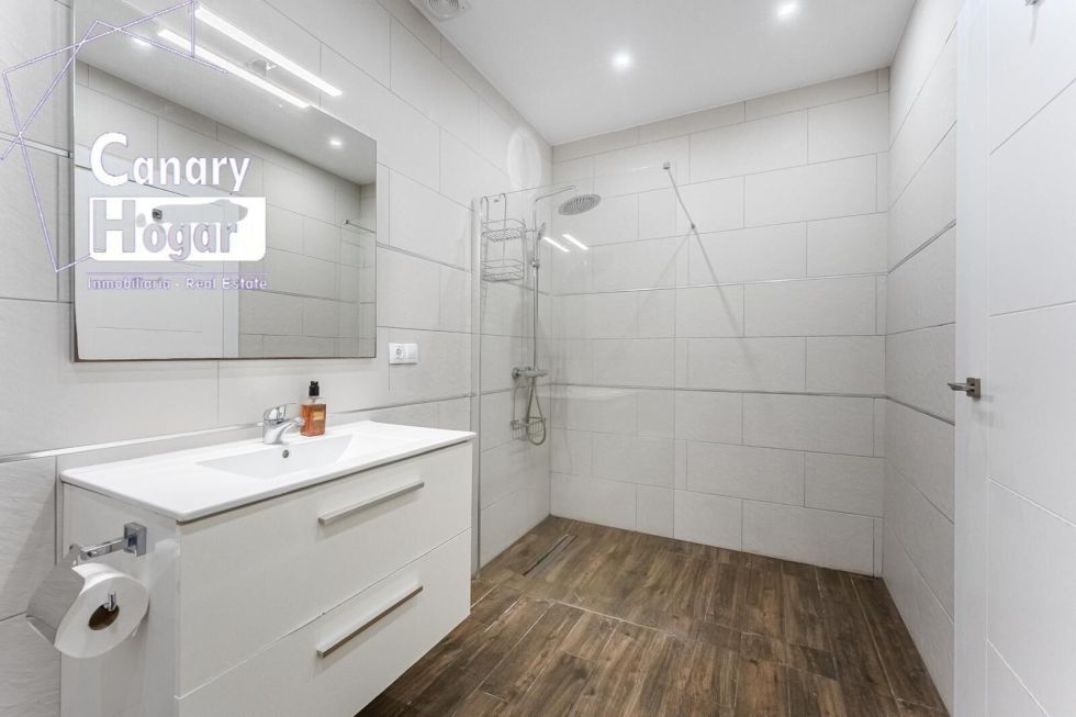 Villa for sale in  Santiago del Teide, Spain - 057811