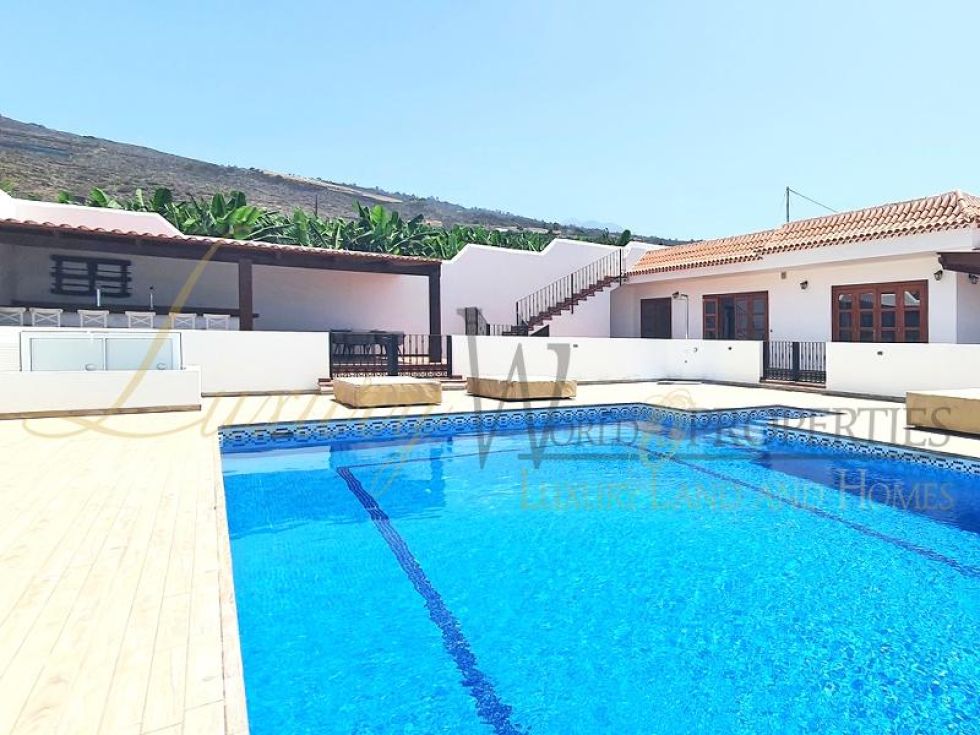 Villa for sale in  Santiago del Teide, Spain - LWP3005C Villa en Los Gigantes