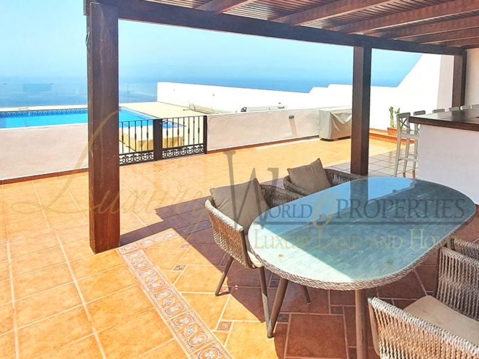 Villa for sale in  Santiago del Teide, Spain - LWP3005C Villa en Los Gigantes