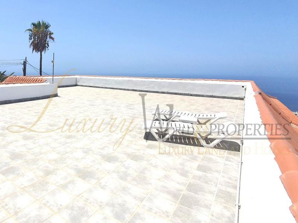 Villa for sale in  Santiago del Teide, Spain - LWP3005C Villa en Los Gigantes