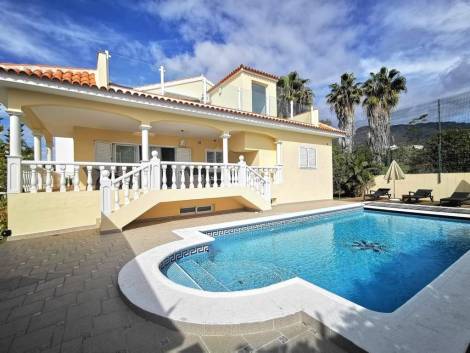 Villa for sale in  Barranco de las Torres, Spain - 048811