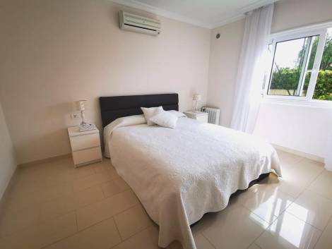 Villa for sale in  Barranco de las Torres, Spain - 048811