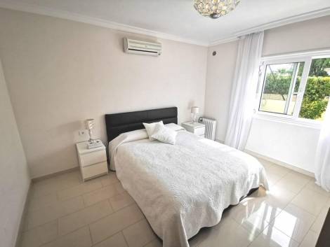 Villa for sale in  Barranco de las Torres, Spain - 048811