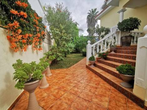 Villa for sale in  Barranco de las Torres, Spain - 048811