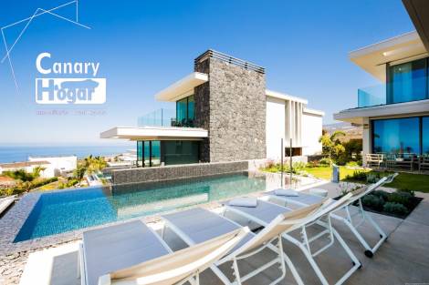 Villa for sale in  Piedra Hincada, Spain - 054601