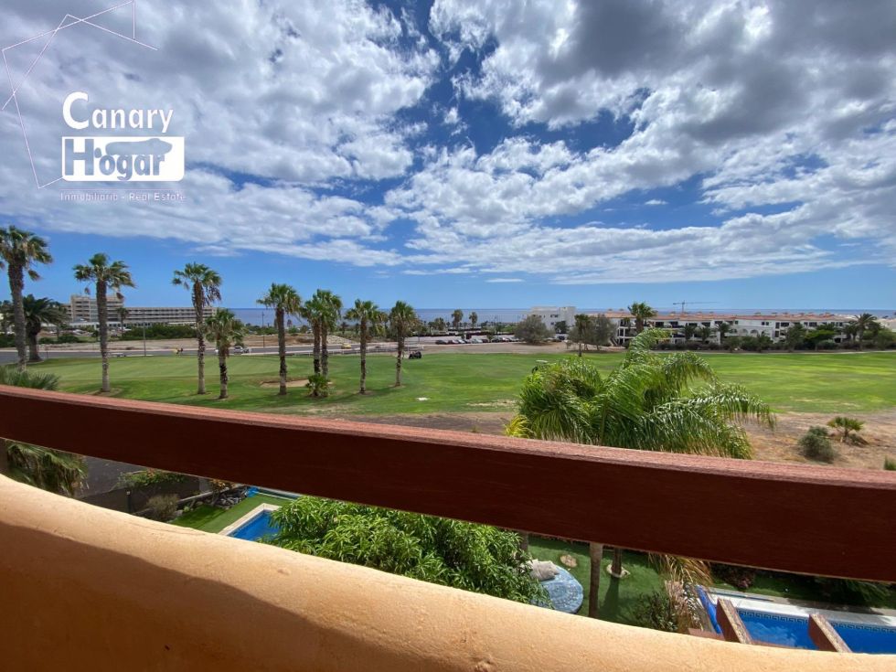 Villa for sale in  Oasis del Sur, Spain - 056011