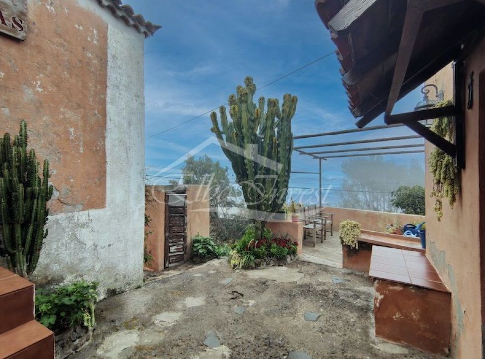 Villa for sale in  El Tanque, Spain - 5413
