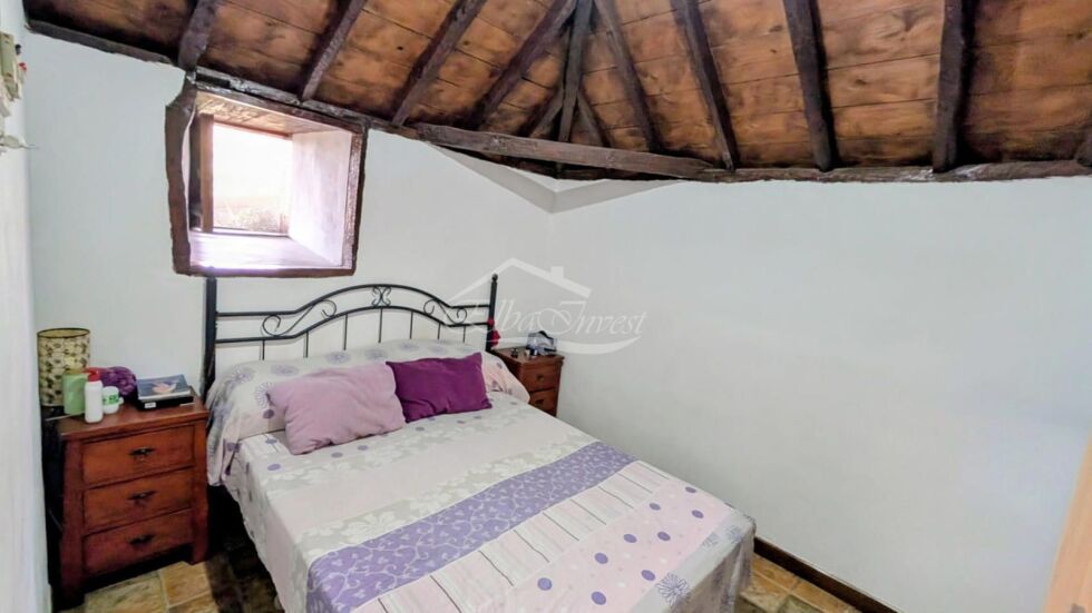 Villa for sale in  Chirche, Spain - 5987