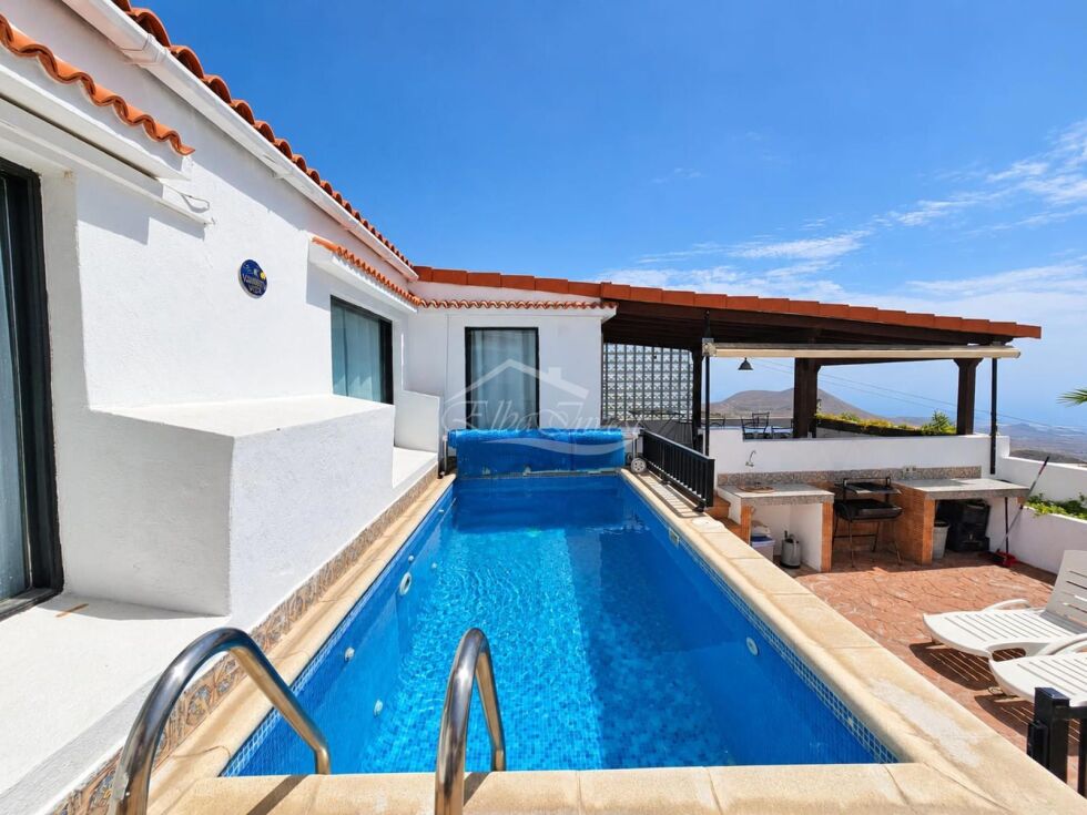 Villa for sale in  San Miguel, Spain - 6011