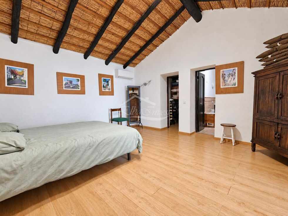 Villa for sale in  San Miguel, Spain - 6011