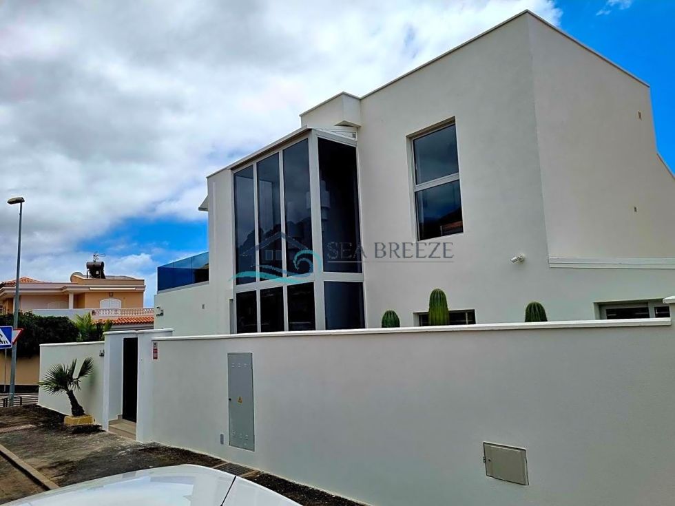 Villa for sale in  Adeje, Spain - BES224