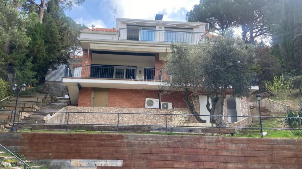 Villa for sale in  Mataró, Spain - C2330