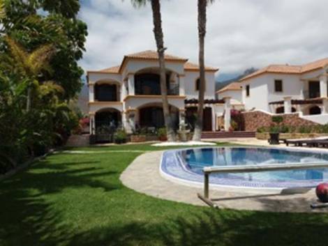 Villa for sale in  Miraverde, Spain - LWP1087 Villa El Madronal