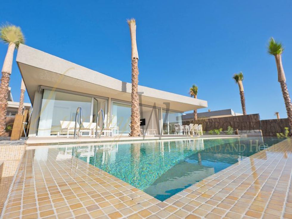 Villa for sale in  Agua Dulce, Spain - LWP3014 Villa de Tenis-Abama Golf Resort