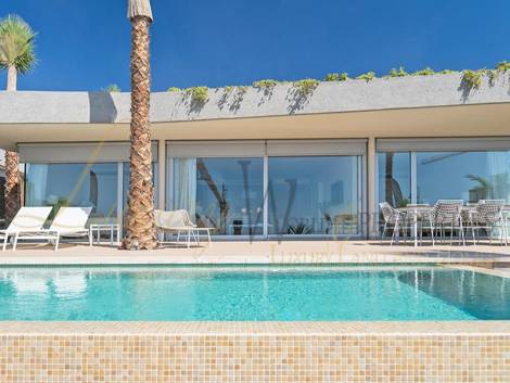 Villa for sale in  Agua Dulce, Spain - LWP3014 Villas de Tenis-Abama Golf