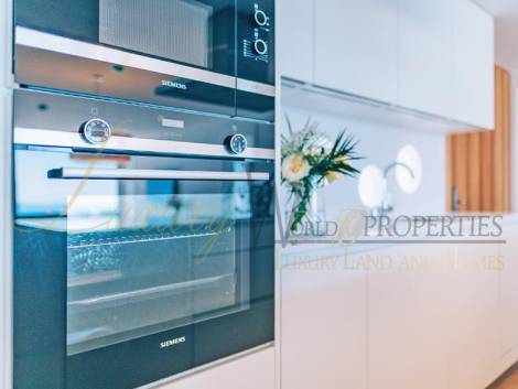 Villa for sale in  Agua Dulce, Spain - LWP3014 Villas de Tenis-Abama Golf