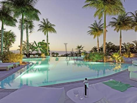 Villa for sale in  Agua Dulce, Spain - LWP3014 Villas de Tenis-Abama Golf