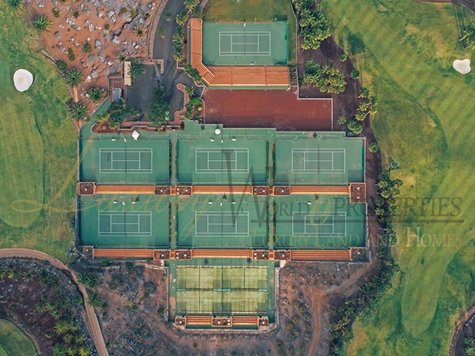 Villa for sale in  Agua Dulce, Spain - LWP3014 Villas de Tenis-Abama Golf