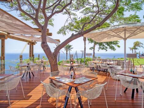 Villa for sale in  Agua Dulce, Spain - LWP3014 Villas de Tenis-Abama Golf