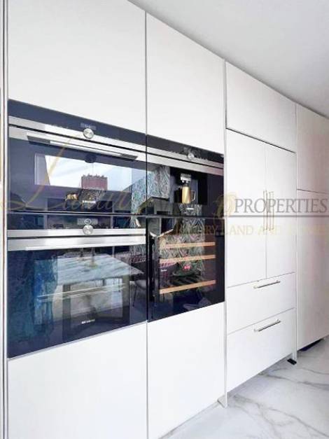 Villa for sale in  Miraverde, Spain - LWP4075 Villa en El Madronal